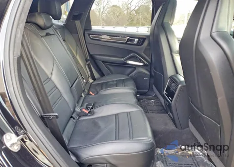 2020 Porsche Cayenne Turbo z USA, uszkodzony, nr VIN WP1AF2AY9LDA39541